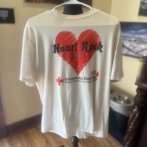 Heart Rock Cafe t-shirt size XL in GUC